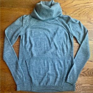Lululemon Cowl Neck Sweater Size 6